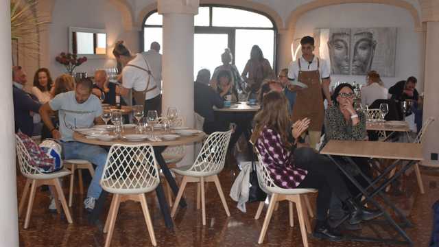 Ayudante/a de Cocina