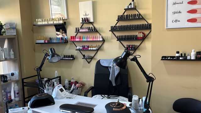 Manicurista Técnica Uñas Acrilicas