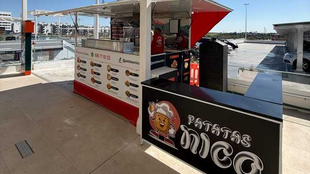 Dependiente/a y Ayudante de Cocina