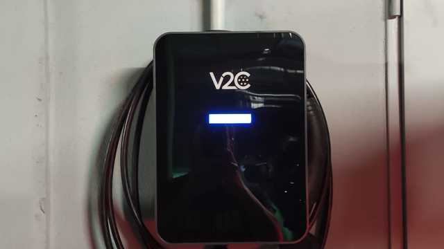Ayudante de instalador de puntos de recarga (peón de apoyo al oficial)
