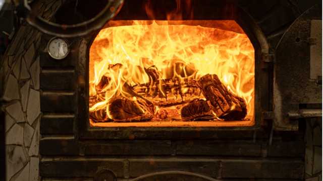 Cocinero/a especialista en carnes y parrilla