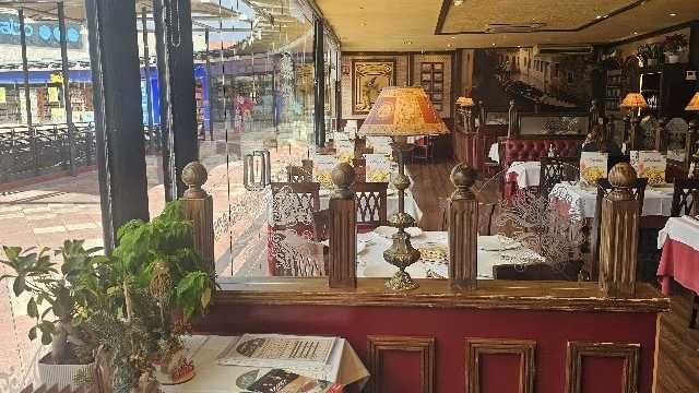 Ayudante/a de Cocina y Pizzero