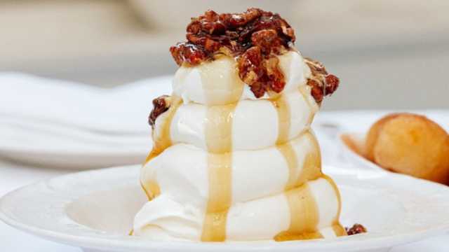 Commis Pastry Chef