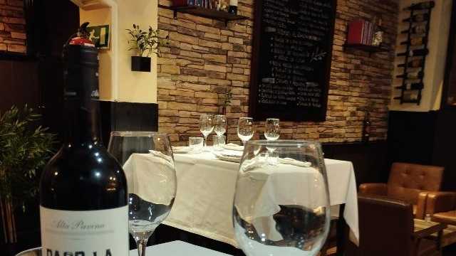 Ayudante de Camarero/a