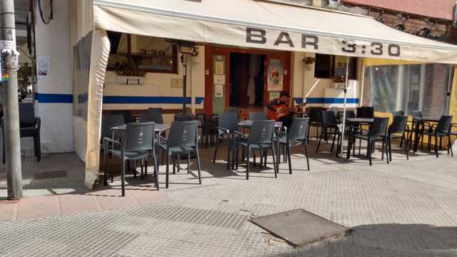 Camarero/a