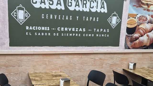 Camarero/a