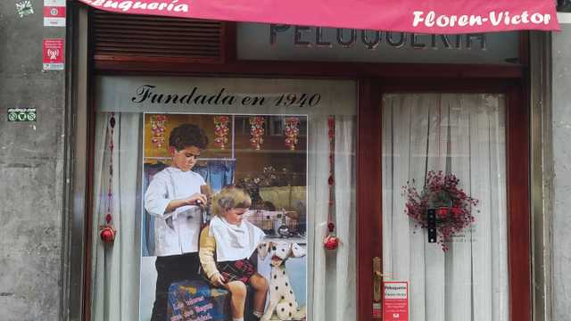 Oficial de Peluquería