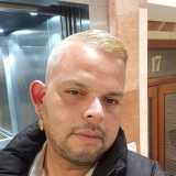 Jhonny L. avatar icon