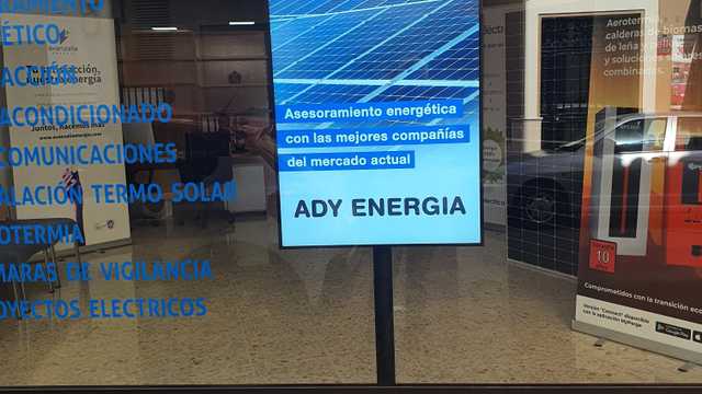 Comercial y Captador/a