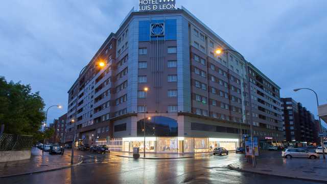 Cocinero/a y Ayudante/a de Cocina