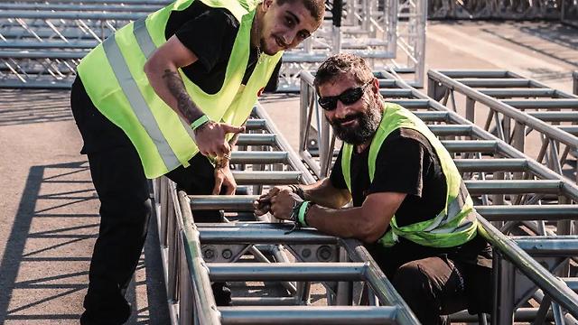 MOZO/A DE CARGA Y DESCARGA - AUX. MONTAJE - CÁDIZ