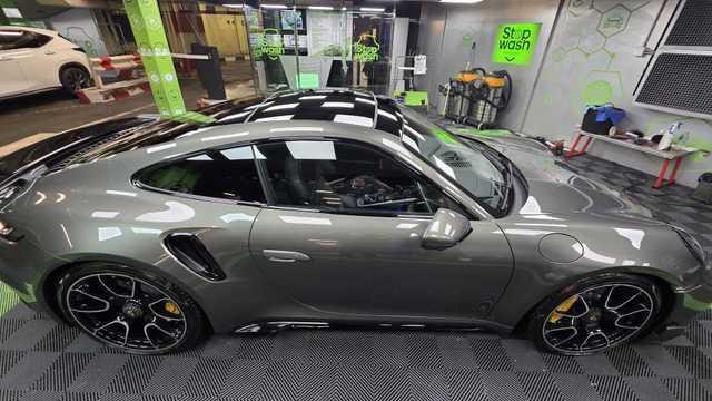 Lavador de vehículos