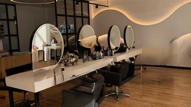 Manicurista/maquilladora