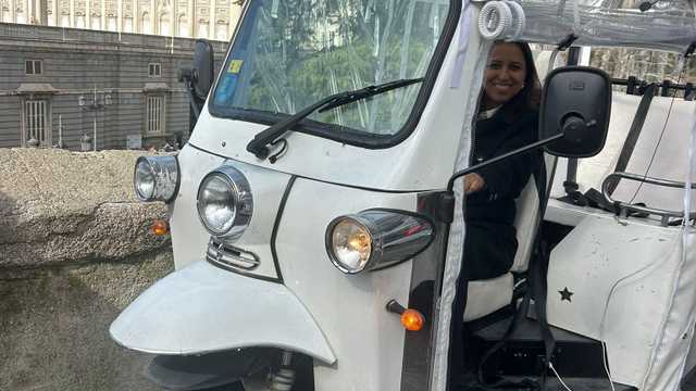 Buscamos conductores/as de Tuk Tuk con permiso de conducir tipo B1
