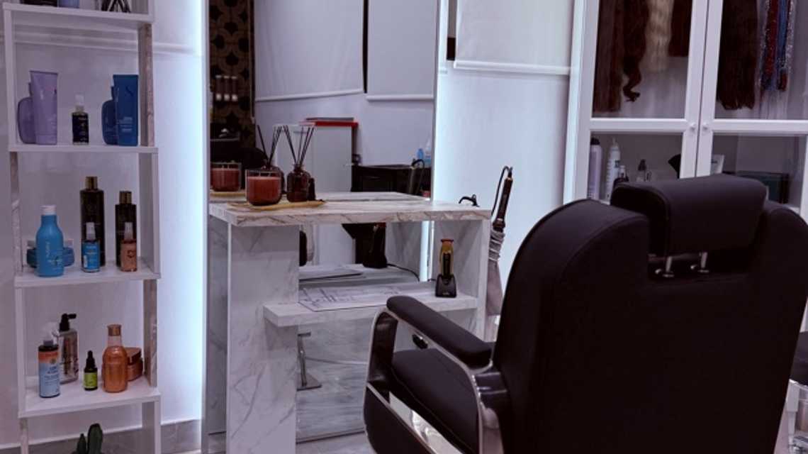 Smaltik salón cover image