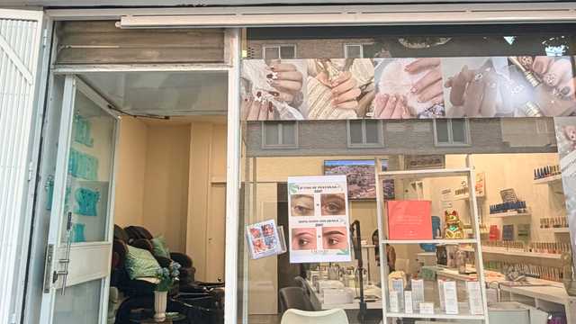 Esteticista y manicurista