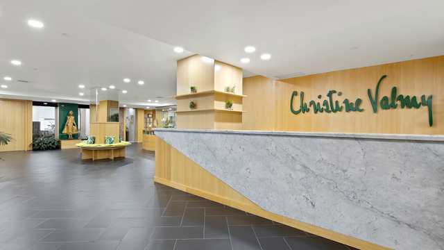 Financial Aid Advisor "Bilingual Spanish is required"