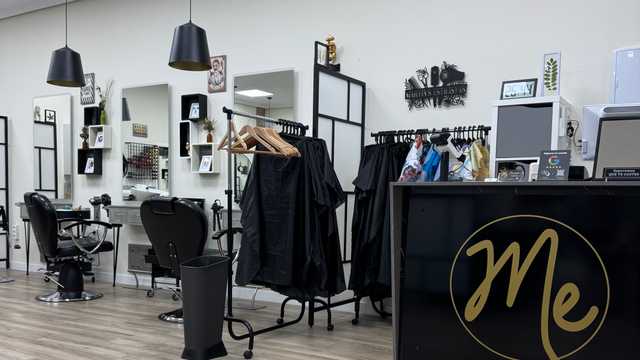 Oficial de Peluquería