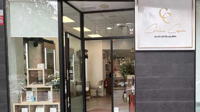 Oficial de Peluquería