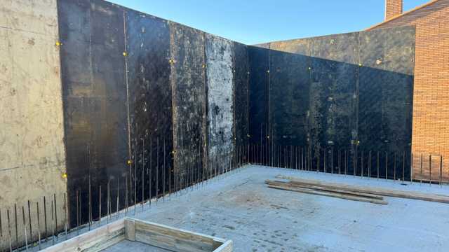 Oficial de primera construcción