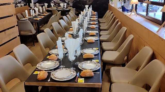 Ayudante de Camarero/a