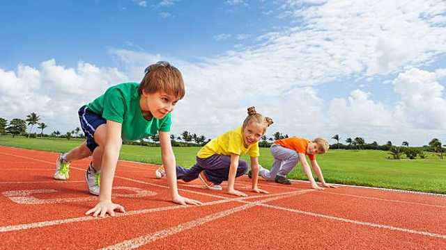 MONITOR/A DE ATLETISMO CON NIÑOS - EXTRAESCOLARES 2025/2026