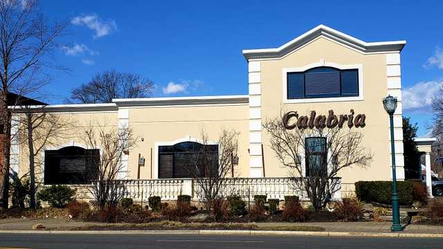 Waitress/ waiters / busboys