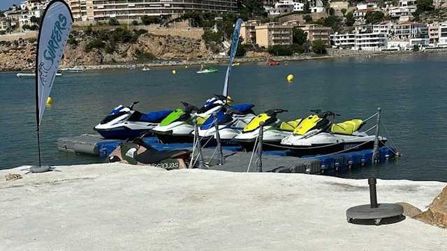 Monitor moto de agua