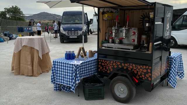 Extra - Barista en puesto de café de especialidad