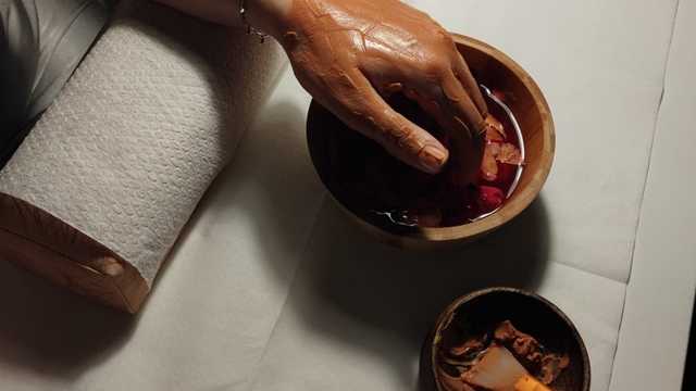 Manicurista masajista esteticista