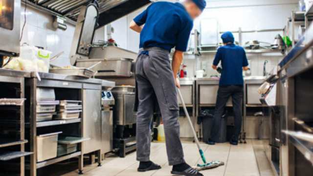 Limpiador/a cocina y office