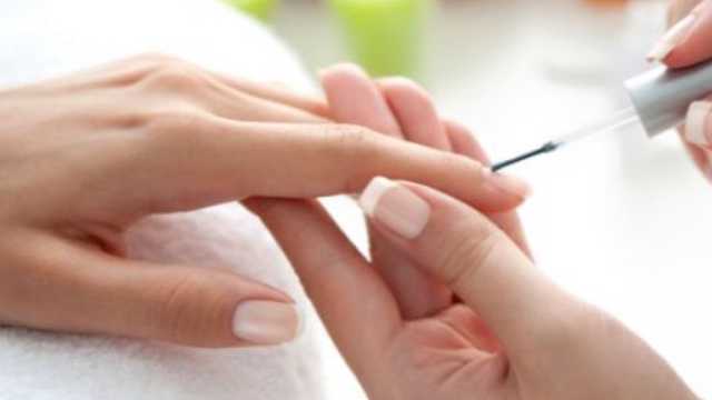 Esteticista/ Manicura y Pedicura