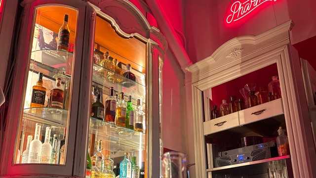 Barman / Barmaid