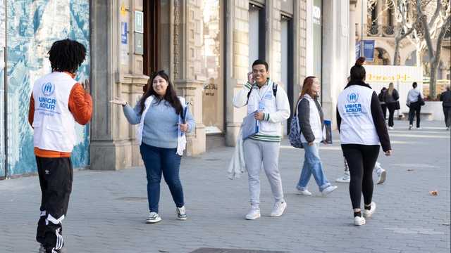 🗣️ Promotor/a de ONG en Barcelona – Media jornada, 800 €