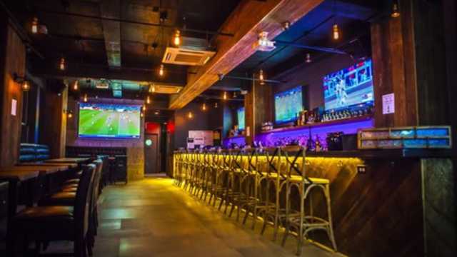 Bartender and Waiter / Waitress