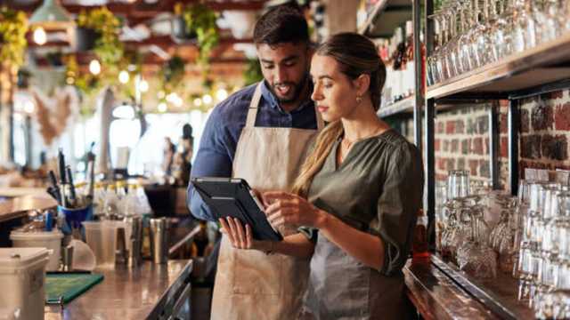 ENCARGADO/A DE SALA PARA RESTAURANTE EN MOLINS DE REI