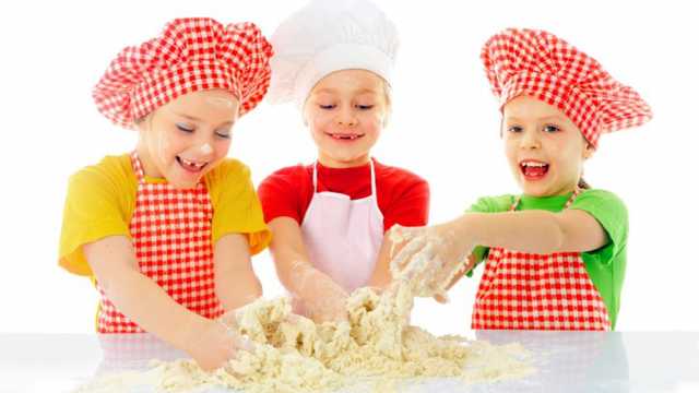 MONITOR/A DE MINICHEF - ACTIVIDADES EXTRAESCOLARES 2026/2027