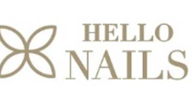 NUEVA APERTURA HELLO NAILS BILBAO: Técnica manicurista