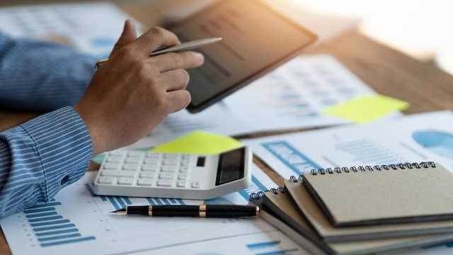 Especialista en contabilidad y fiscalidad