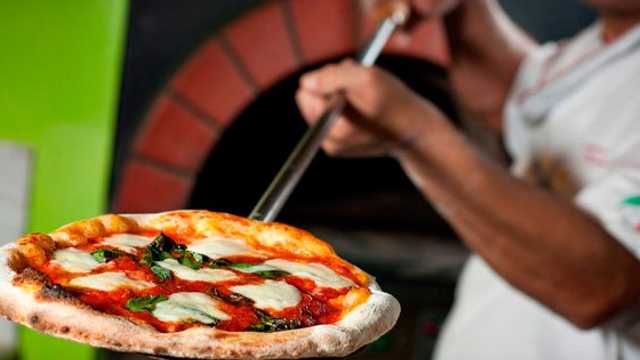 Ayudante Cocina - PIZZERO/A - 20h - INDEFINIDO - Vigo