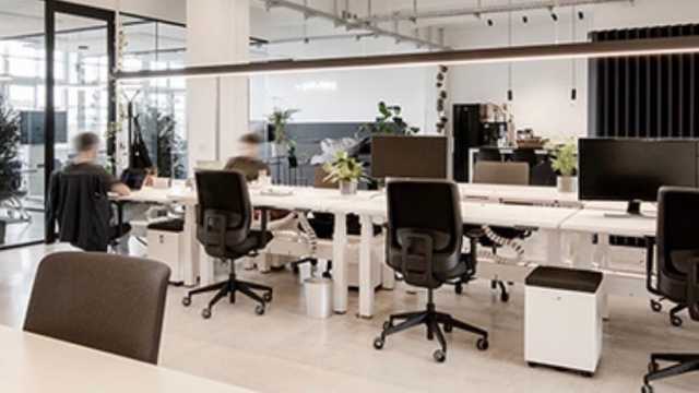 Recepción y asesoramiento de clientes