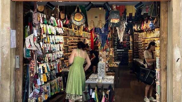 Dependiente/a de Tienda