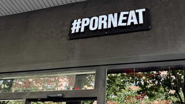 Camarero/a y Ayudante/a de Cocina