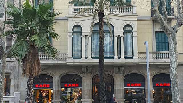 Ayudante de Almacén y Repartidor