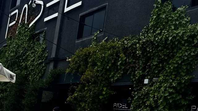 Camarero/a y Recepcionista