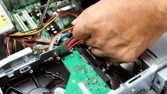 Phone and computer repair receptionist