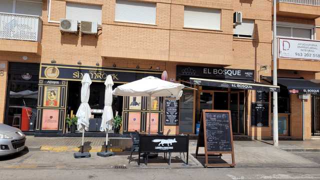 Camarero/a