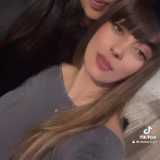 Melani B. avatar icon