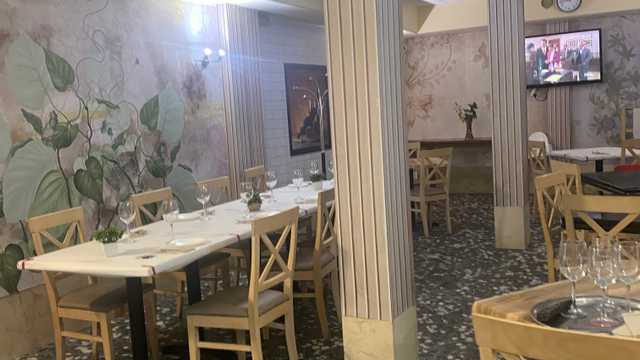 Camarero/a de Restaurante y cocinero media jor