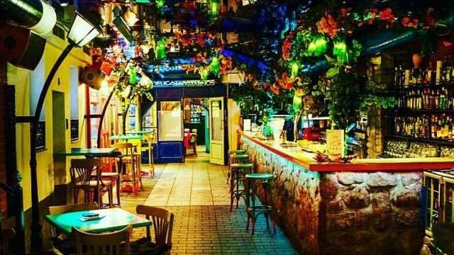 Personal de Puerta y Sala